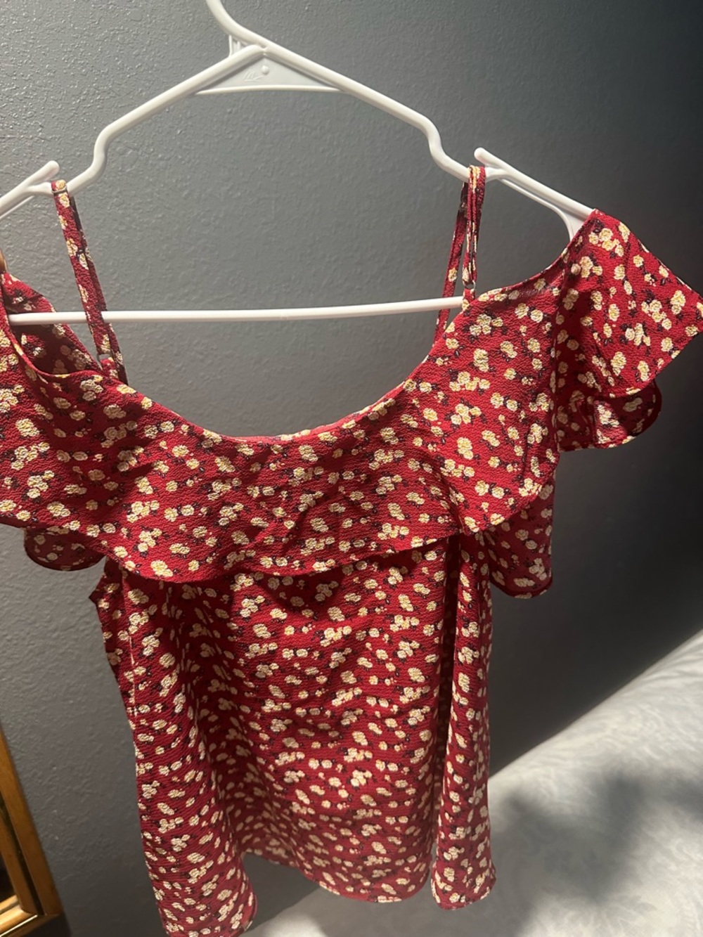 Timing Red Floral Ruffle Cami - Picture 2 of 9